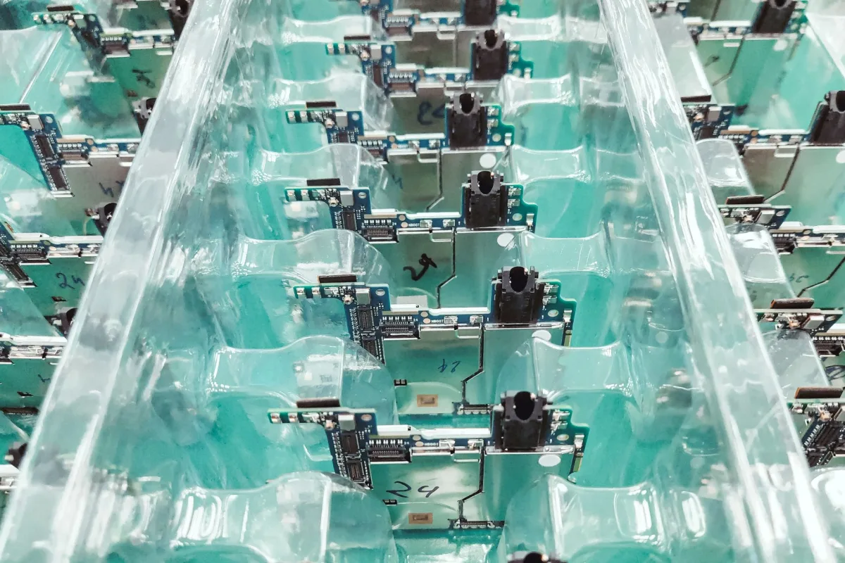 SMIC rompe el bloqueo tecnológico: China ya fabrica chips a 5 nm mientras Occidente aprieta las sanciones