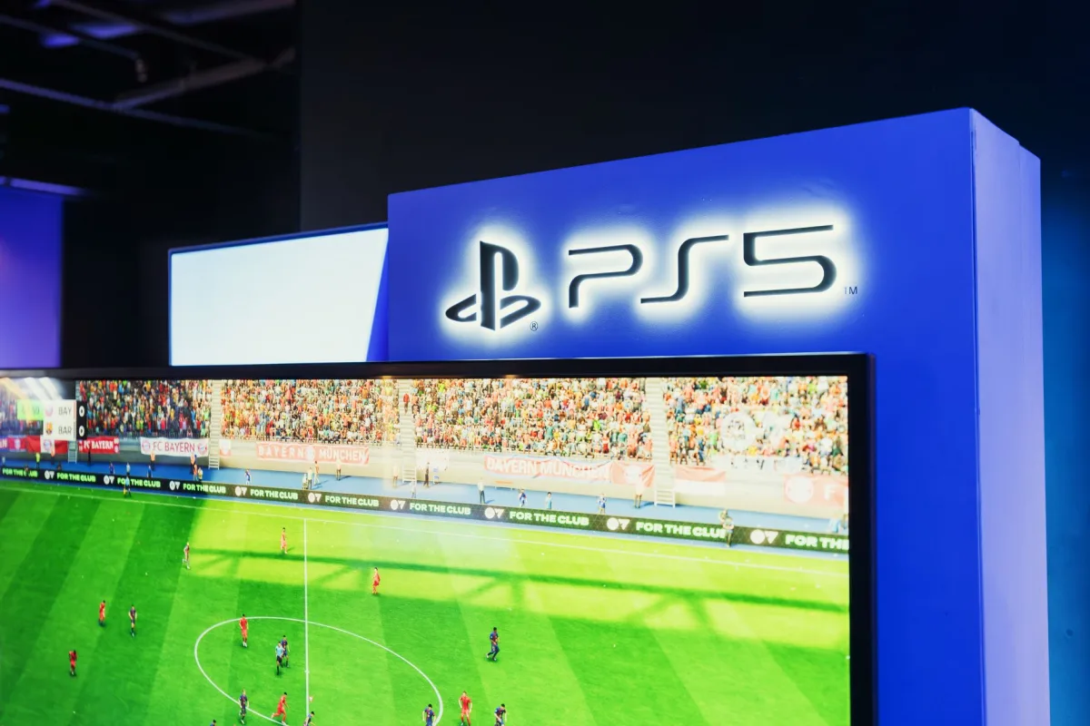 Sony activa PSSR 2.0 por defecto en PS5 Pro: la beta que cambia las reglas del upscaling en consola